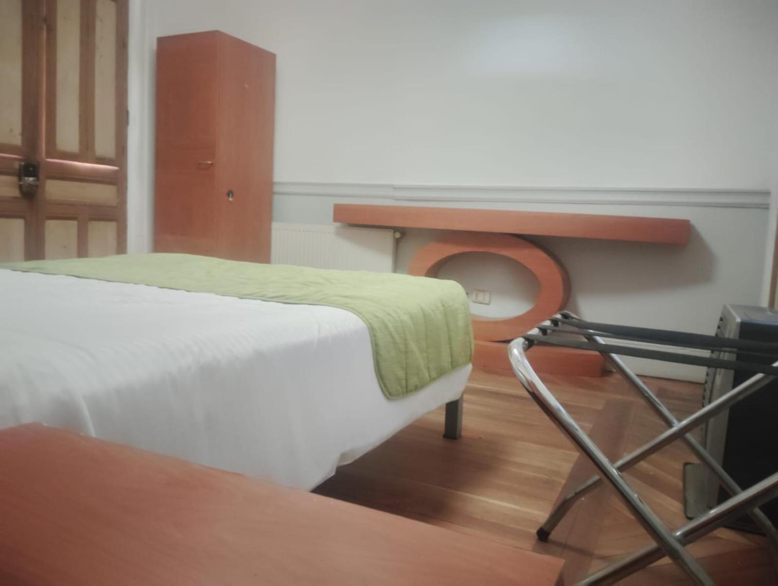 Happy House Hostel Santiago Ngoại thất bức ảnh